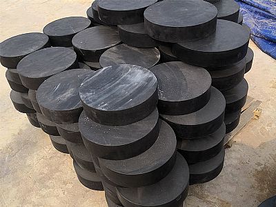 庆元县板式橡胶支座由若干层橡胶片与薄钢板经加压硫化